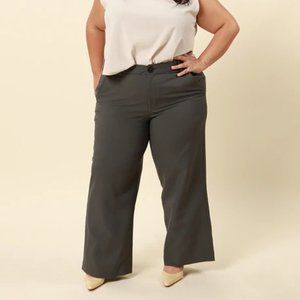 NWOT Wayre Jetsetter Trouser in Charcoal 14T